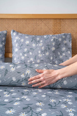 Gray Daisies Double Printed Bedspread 200 x 220 cm