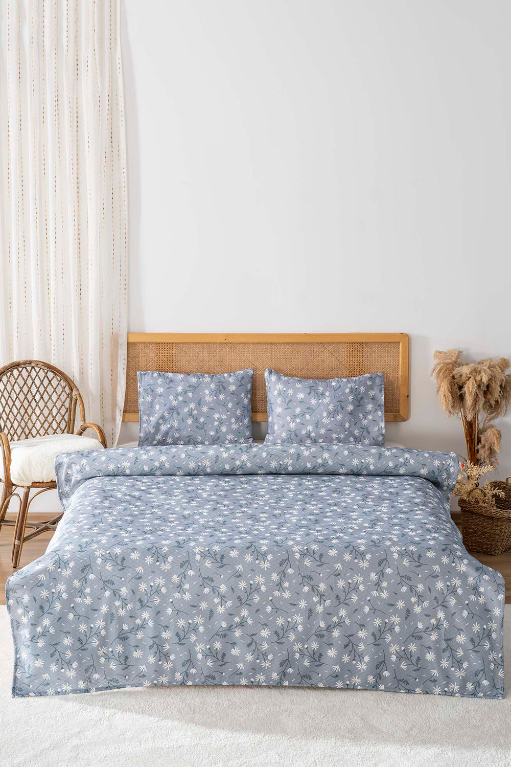 Gray Daisies Double Printed Bedspread 200 x 220 cm