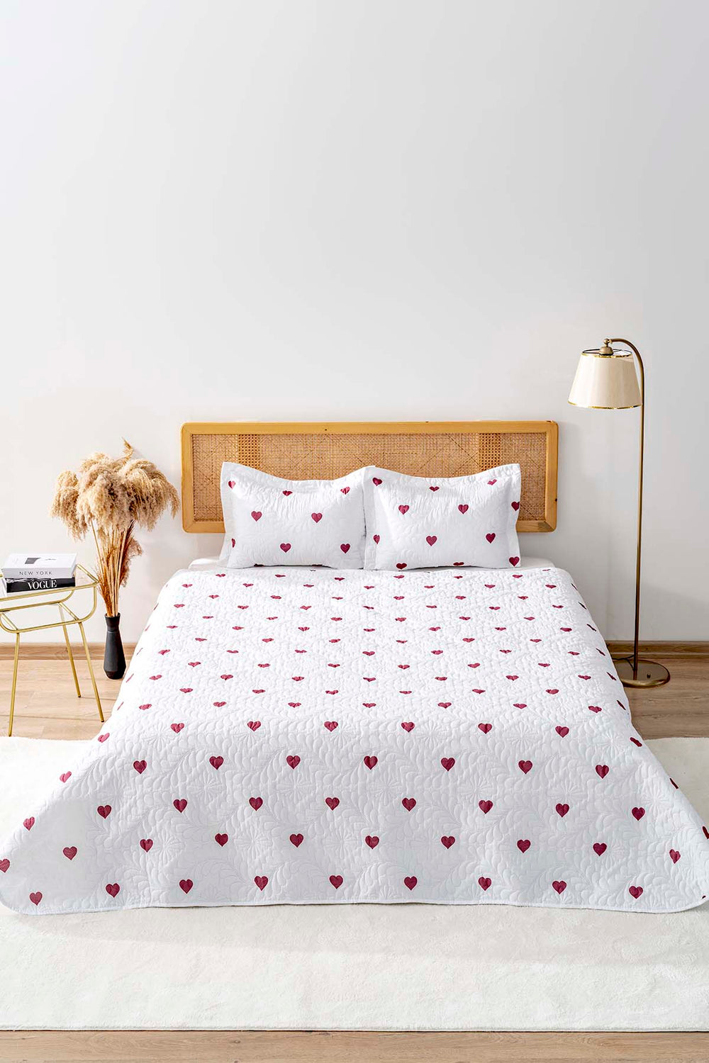 Lovely Double Micro Sleep Set 3-Piece Heart Patterned Bedspread Set
