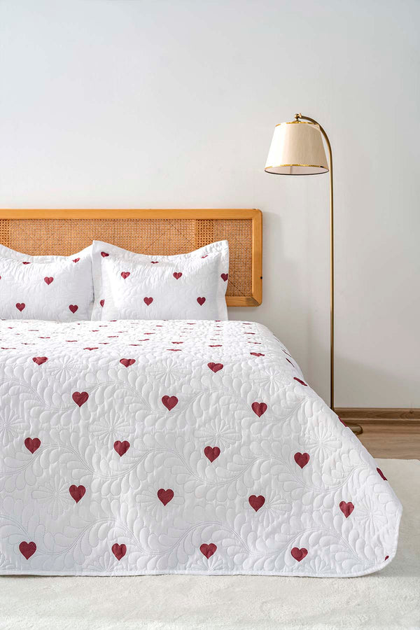 Lovely Double Micro Sleep Set 3-Piece Heart Patterned Bedspread Set