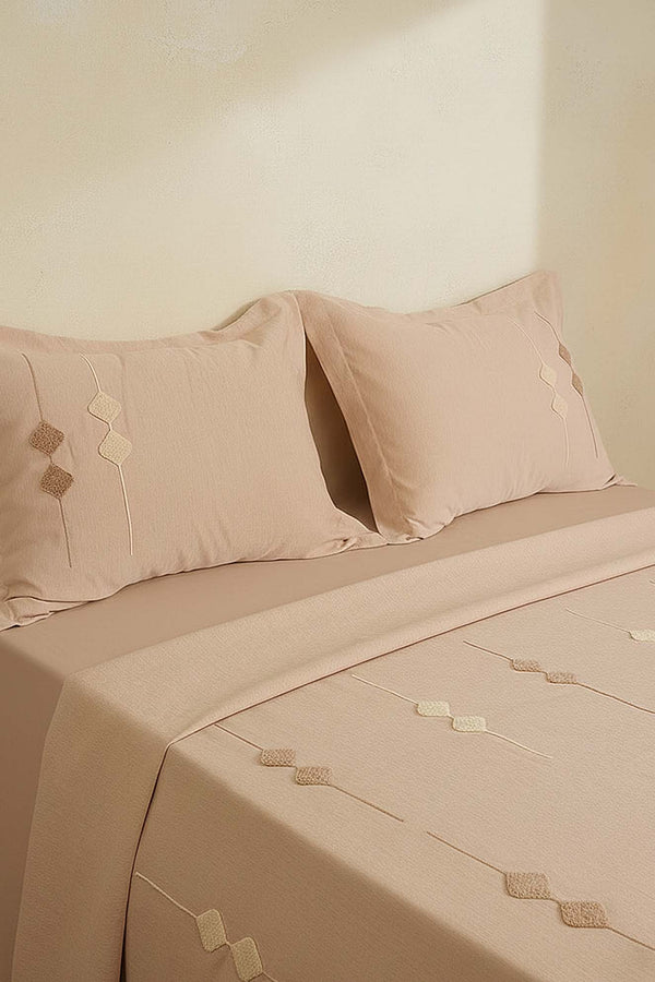 Cappy Zen Diamond Pattern Embroidered Bedspread Set