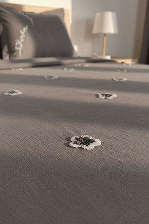 Anthracite Seren Pattern Embroidered Double Bedspread Set