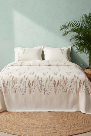 Ecru Willow Breeze Pattern Double Embroidered Bedspread Set