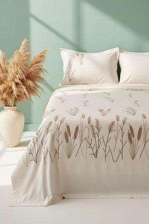 Ecru Willow Breeze Pattern Double Embroidered Bedspread Set