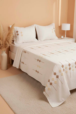 Ecru Zen Diamond Pattern Double Embroidered Bedspread Set