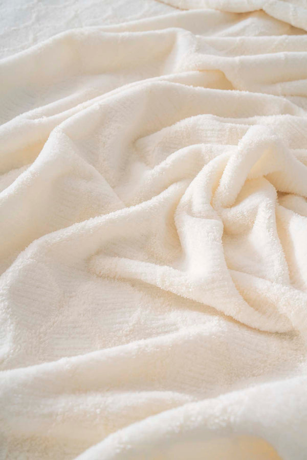 Allen  Jacquard & Tufted Bedspread – Single Piece Coverlet, Double Size, 200x230 cm