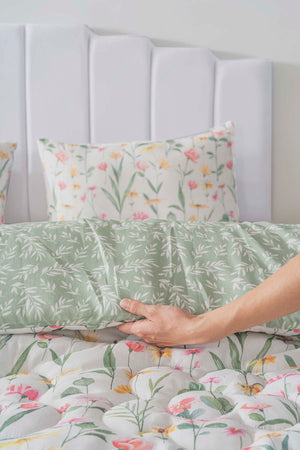 Botanical Double-Sided Daisy Quilted Quilt - 200x215 cm