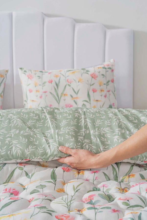 Botanical Double-Sided Daisy Quilted Quilt - 200x215 cm