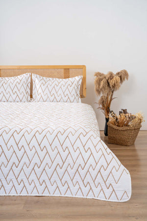 Maria Double Court Quilted Bedspread Set 3 Piece Sleeping Set
