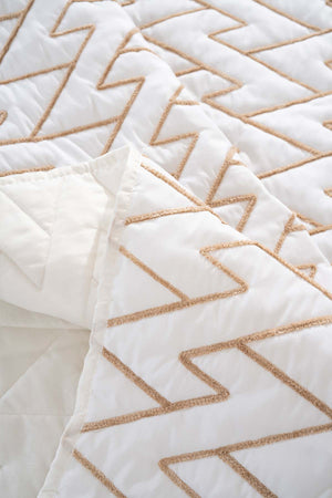 Maria Double Court Quilted Bedspread Set 3 Piece Sleeping Set