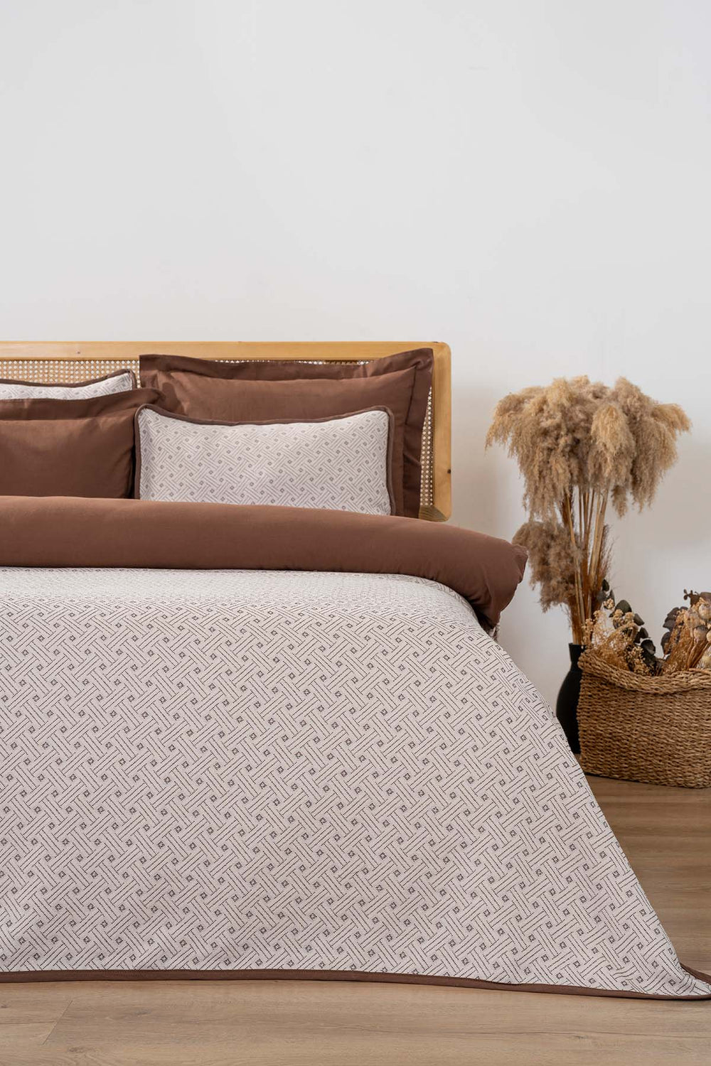 Silvano Brown Double %100 Cotton 7 Piece Bedspread & Bedding Set