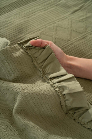 Tziana Khaki Green Double Jacquard Bedspread Set – 3 Piece Bedding Set