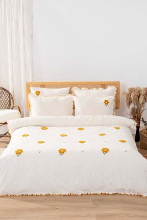 Florita Yellow Double Size Embroidered 6-Piece Duvet Cover Set – 100% Cotton